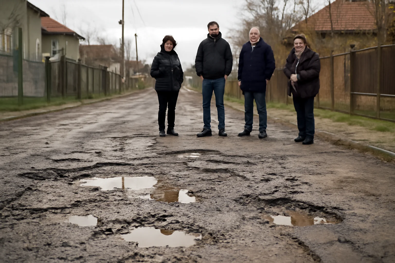 Drum de acces degradat în Sopor, Cluj-Napoca: locuitorii reclamă izolare și cer intervenția autorităților